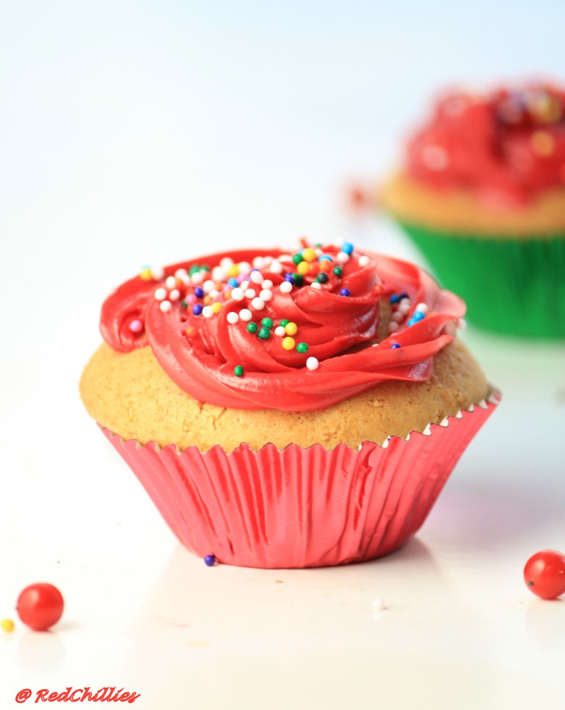 eggfree_vanilla_cupcakes 018