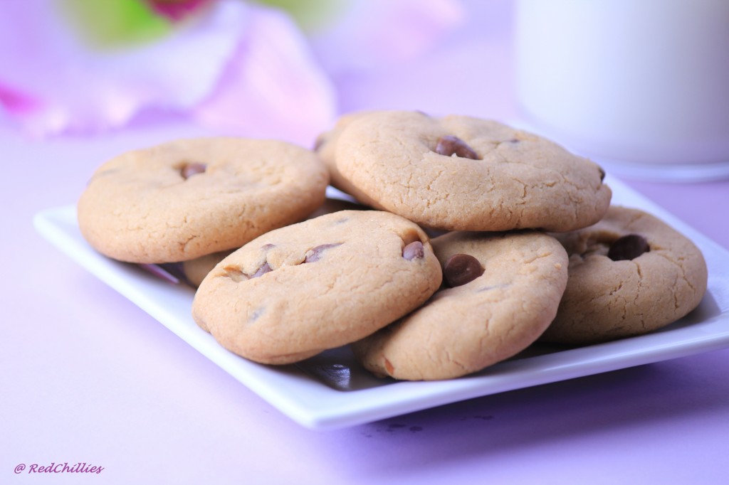 eggless_chocolate_chip_cookies