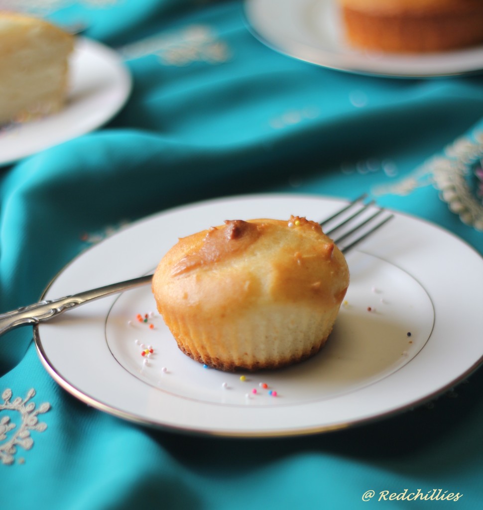 eggless_cardamom_cupcake