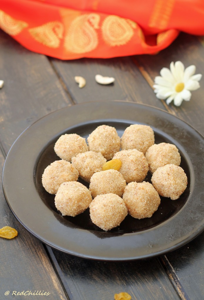 Rava Ladoo