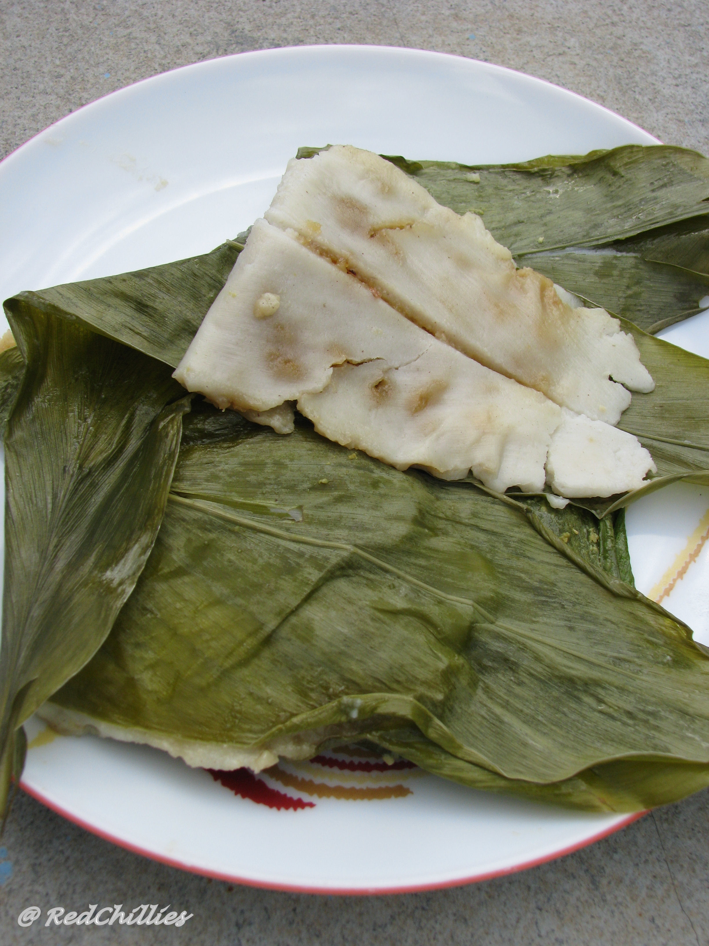 Yele Kadubu and Onion Chutney Recipe - Yele Kadubu Recipe With Sweet And Spicy Onion Chutney