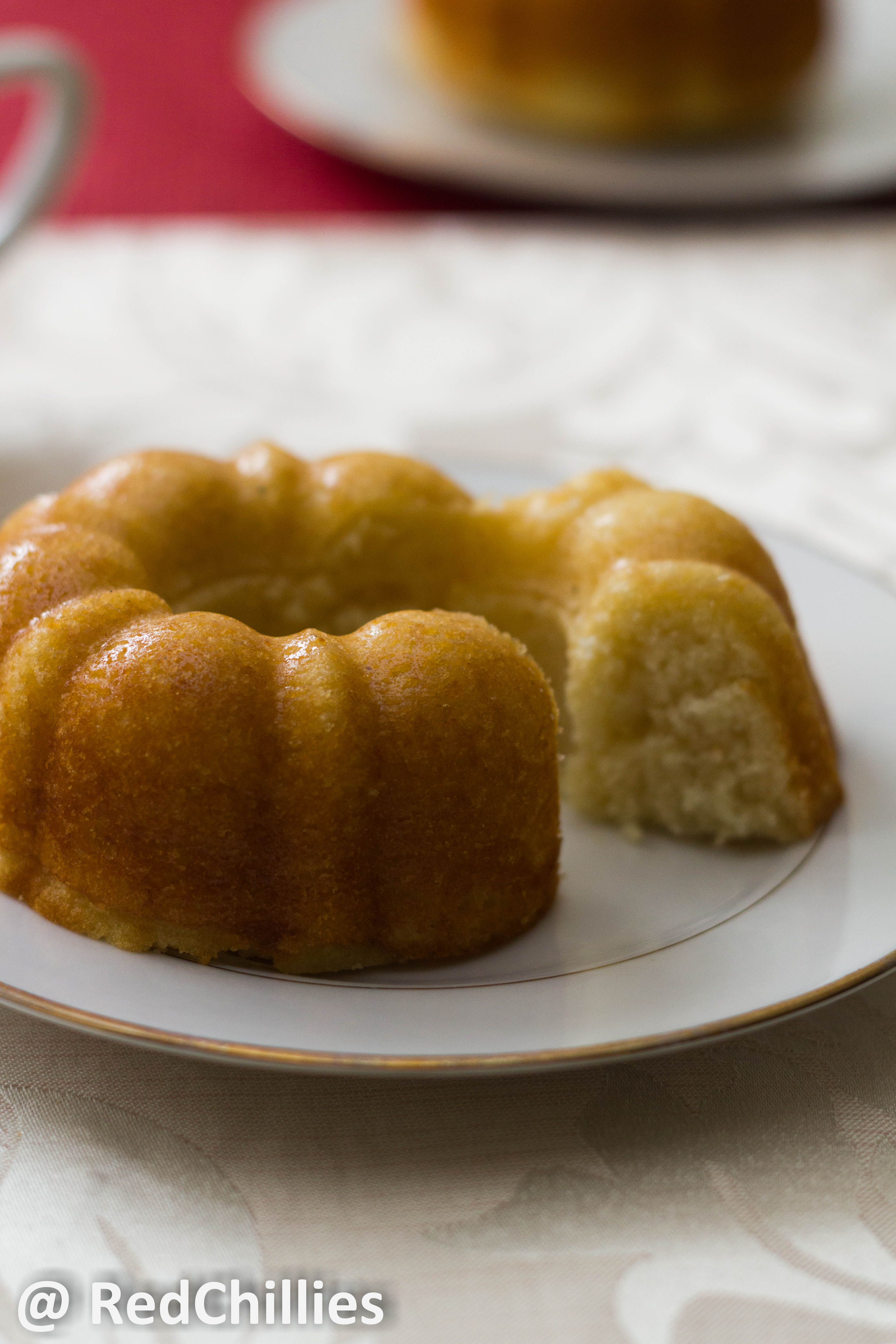 Simple Vanilla Cake